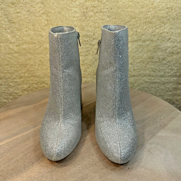 Madden Girl Silver Fab Womens Size 8.5 Boots Glitter Block Heel Almond Toe New - Picture 7 of 10